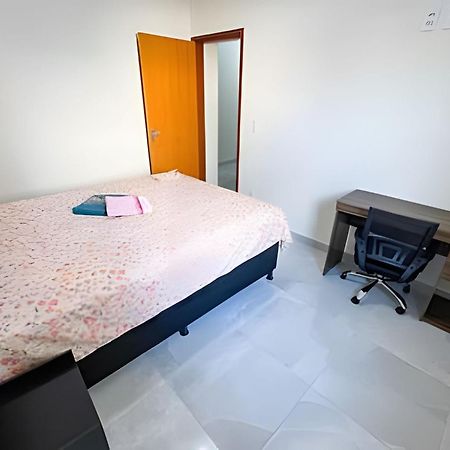 103 - Apartamento Completo Para Ate 5 Hospedes Patos de Minas Eksteriør billede
